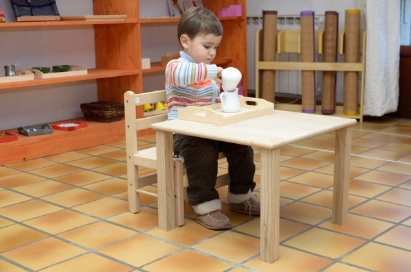 Le matériel Montessori pour les petits de moins de 3 ans